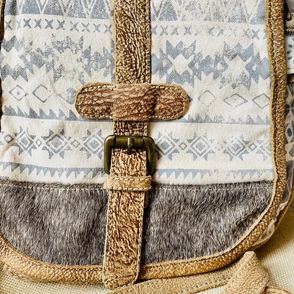 Boho Aztec crossbody bag - Picture 2 of 10